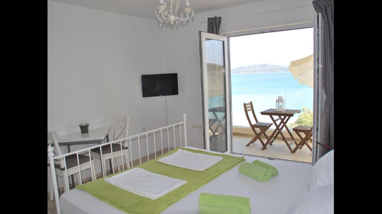 Villa Danica Murter Betina  Esterno foto